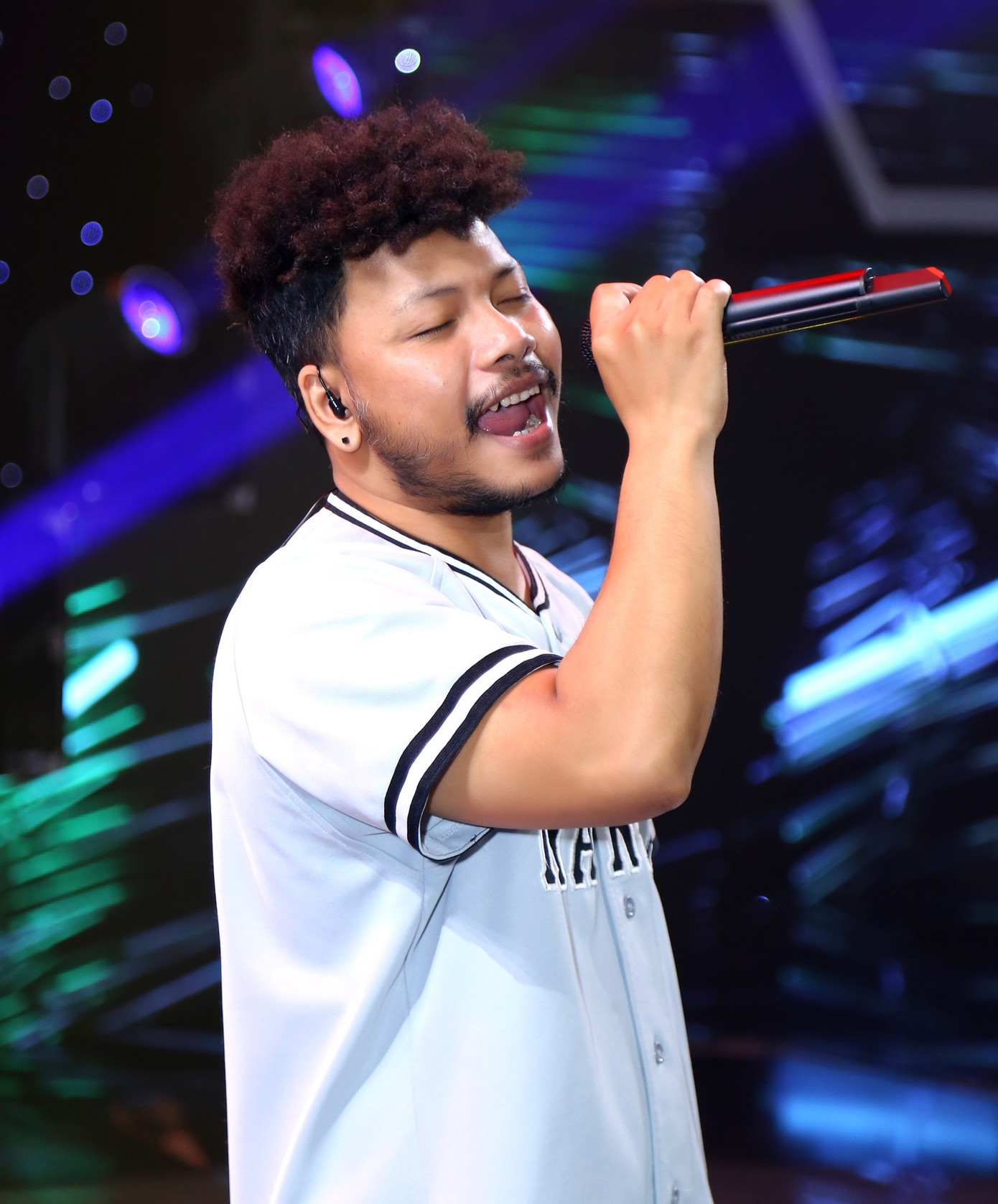 Cháu trai tiết lộ cuộc sống hiện tại của Siu Black ở quê nhà ảnh 2