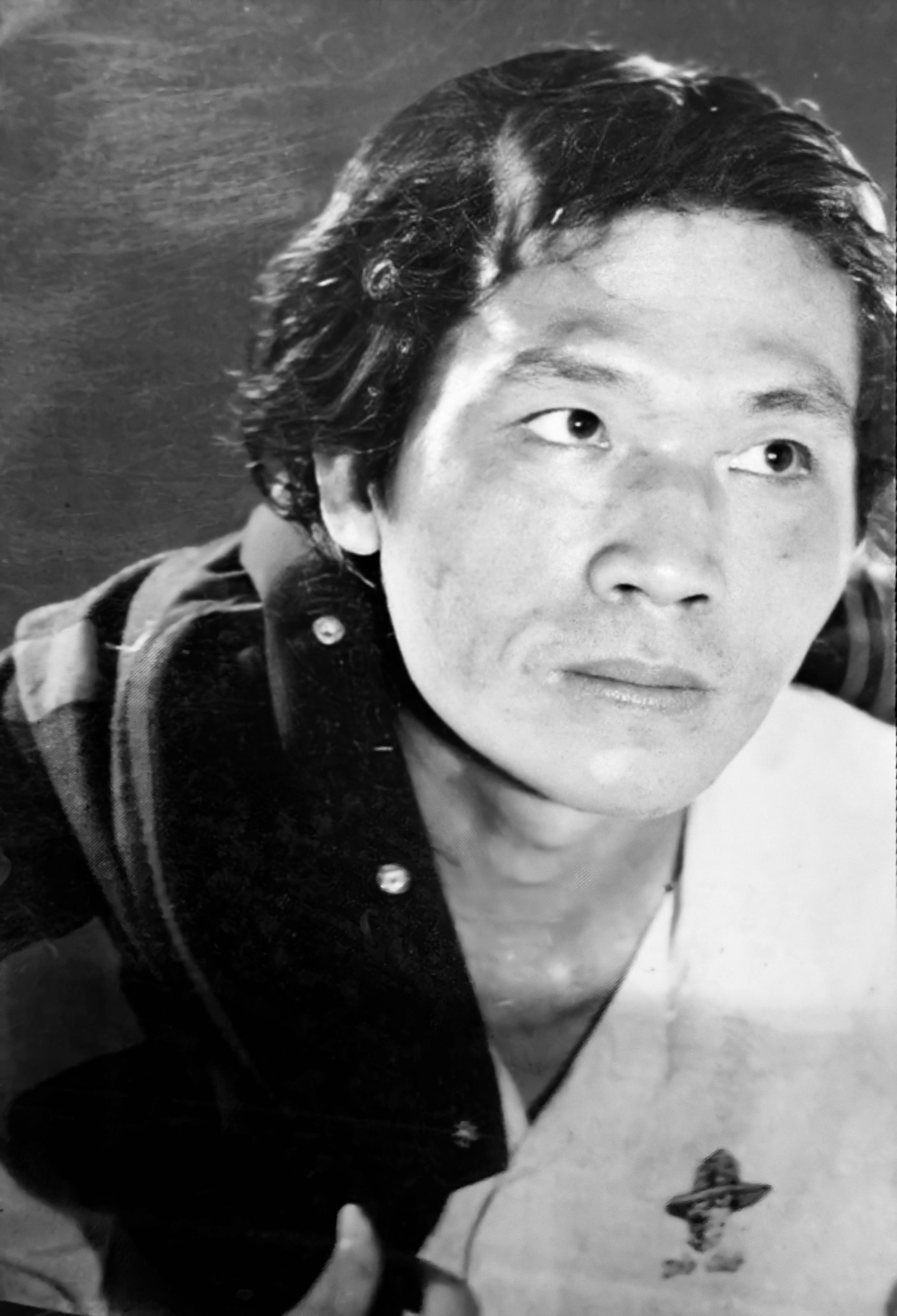 Ông vua dòng phim 'mỳ ăn liền' và những bài thơ được phổ nhạc ảnh 3