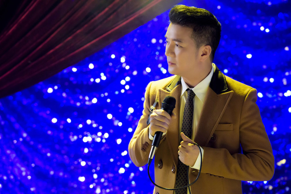 Đàm Vĩnh Hưng, Noo Phước Thịnh và nhiều sao tham gia MV 'Niềm tin chiến thắng' ảnh 2