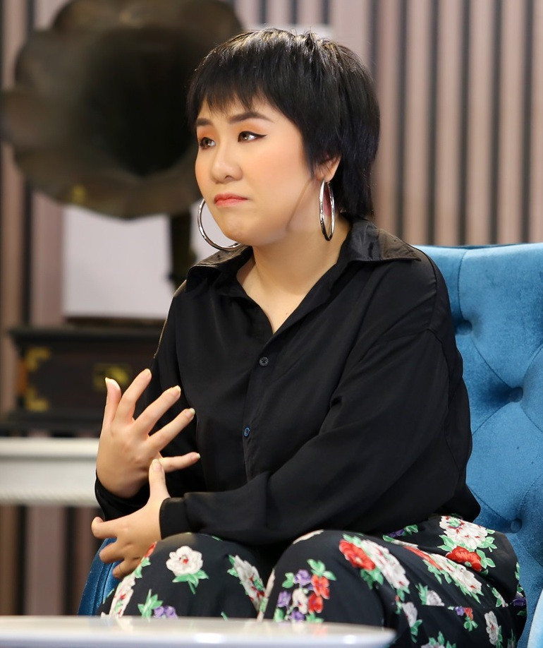 Ca sỹ Huỳnh Tú kể bí quyết 'quản' chồng trẻ ảnh 1