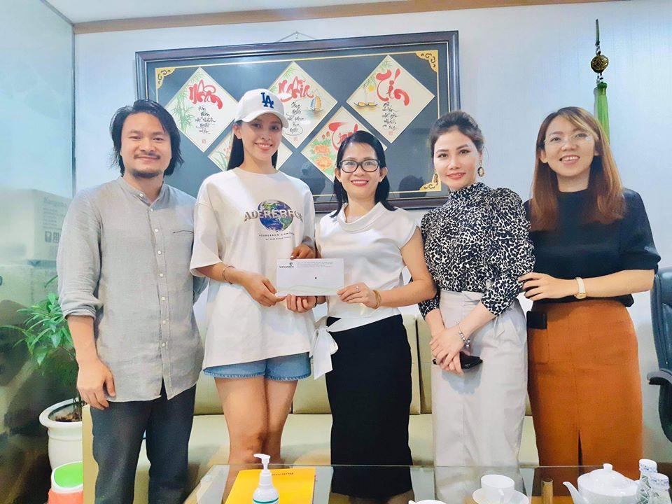 Nghệ sỹ 'trách móc' vì không có tên dự show 'Đà Nẵng, Quảng Nam-Triệu con tim hướng về' ảnh 4