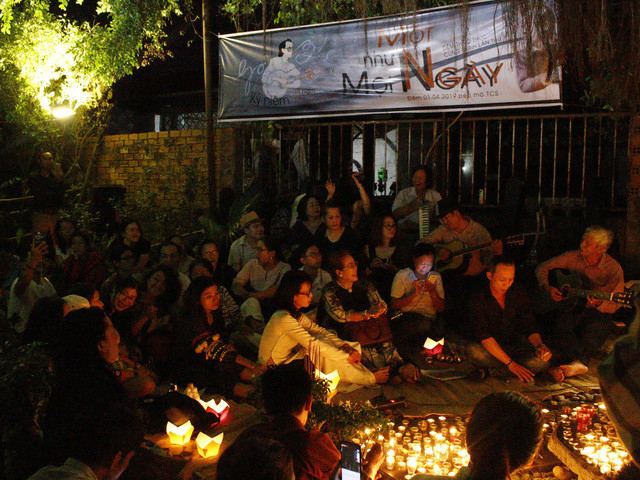 Mộ phần Trịnh Công Sơn năm nay vắng người trong ngày giỗ vì dịch bệnh ảnh 1