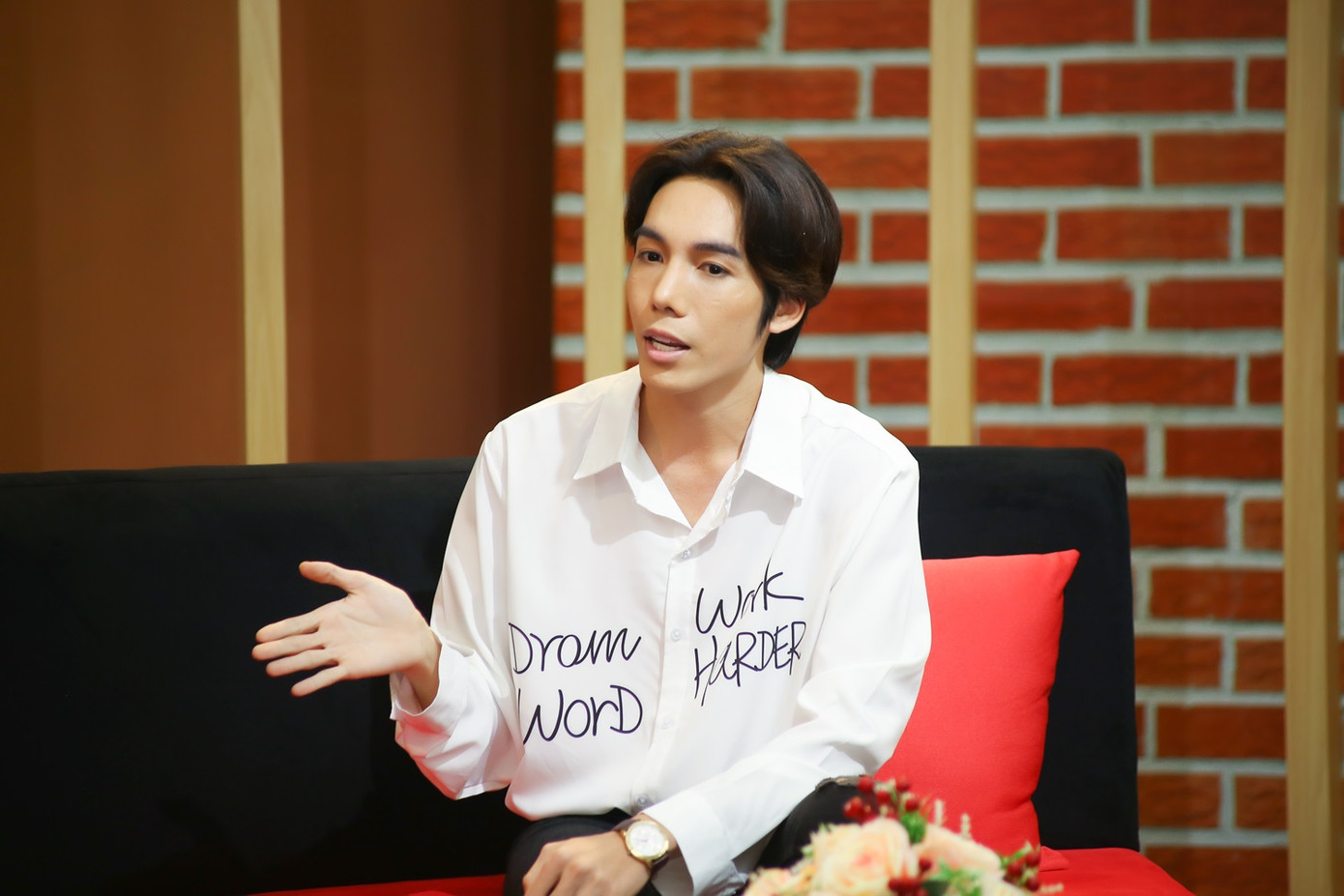 Dương Thanh Vàng thành ngôi sao sân khấu hài nhờ... chửi lộn khi đi bán cá ảnh 3