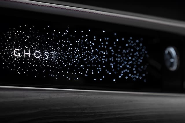 Rolls-Royce Ghost thế hệ mới sẽ sở hữu bảng táp-lô 'lấp lánh' ảnh 1