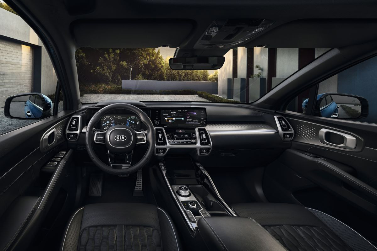 Kia Sorento 2021 có phiên bản sạc điện tại châu Âu ảnh 2