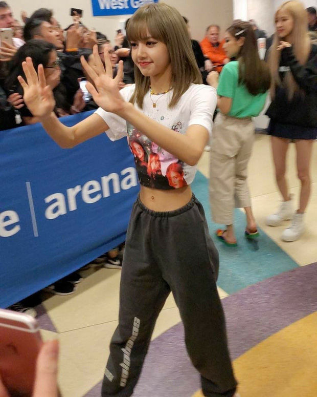 Tranh cãi quanh vẻ đẹp của Lisa (Black Pink): Vóc dáng chuẩn hay cơ thể quá gầy? ảnh 4