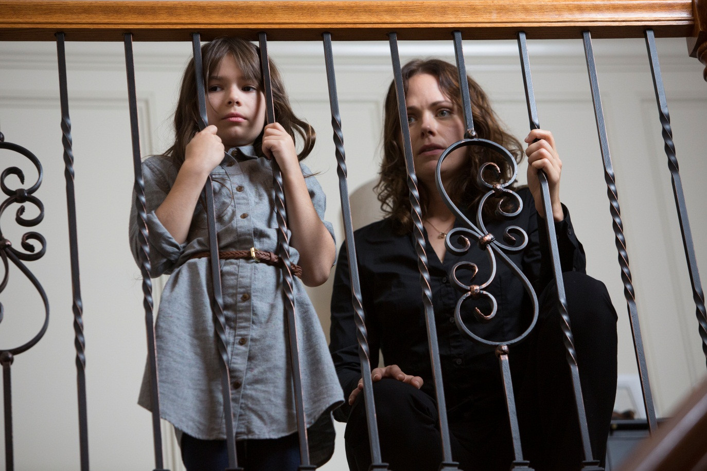 Làm mẹ đơn thân đã vất vả, mẹ đơn thân trong phim kinh dị còn khổ sở hơn nhiều ảnh 9