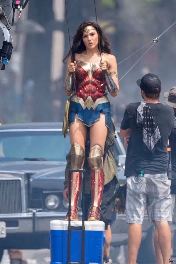 Nữ diễn viên “hot nhất” Hollywood 2020: Hoa hậu đánh đổi nhiều thứ để có cátsê gấp 33 lần ảnh 9