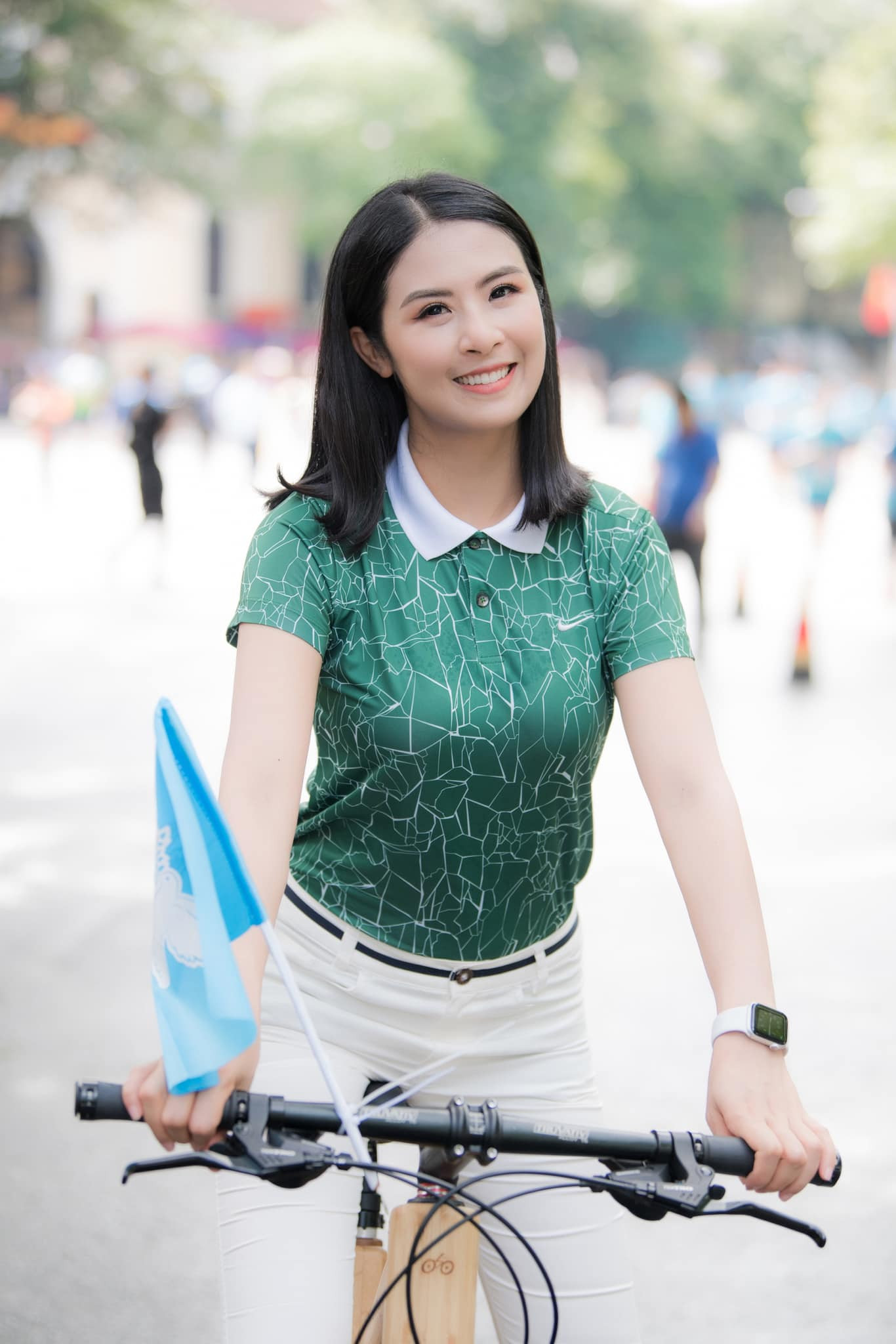 Sau hai tháng kiên trì giảm cân, Ngọc Hân đã đủ tự tin mặc đồ bó khoe vóc dáng thanh mảnh ảnh 7