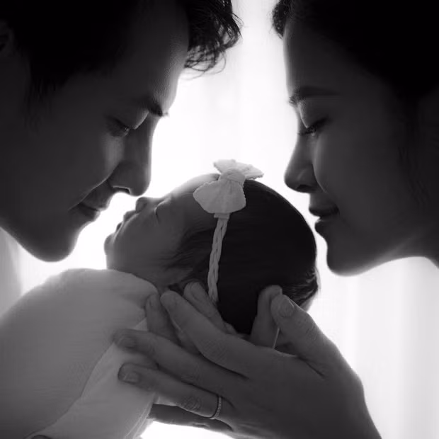 Chỉ một tháng sau sinh, Đông Nhi lấy lại dáng cực nhanh khiến ai nấy trầm trồ ảnh 2