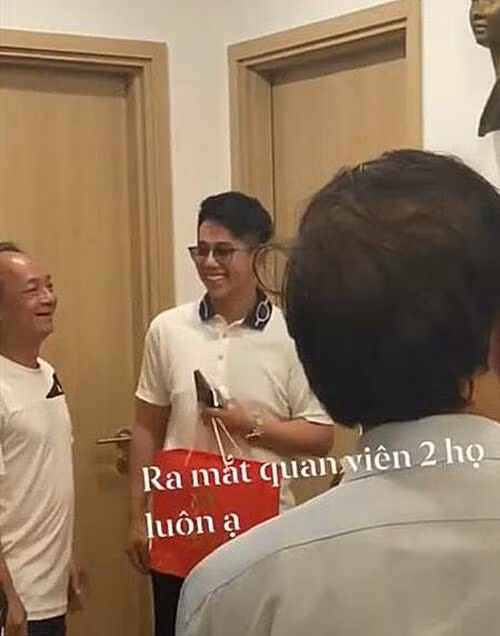 Sự thật bất ngờ phía sau hộp bánh Trung Thu mà Matt Liu biếu bố mẹ Hương Giang ảnh 3