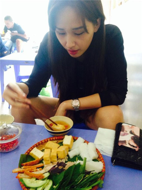 Ở nhà biệt thự, kiếm tiền tỷ mỗi tháng nhưng nhiều sao Việt ăn uống cực đơn giản ảnh 10