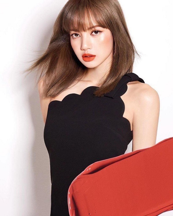 Khán giả giật mình nghe tin Lisa (BLACKPINK) đã bị quản lý cũ lừa đến 19 tỷ đồng ảnh 1