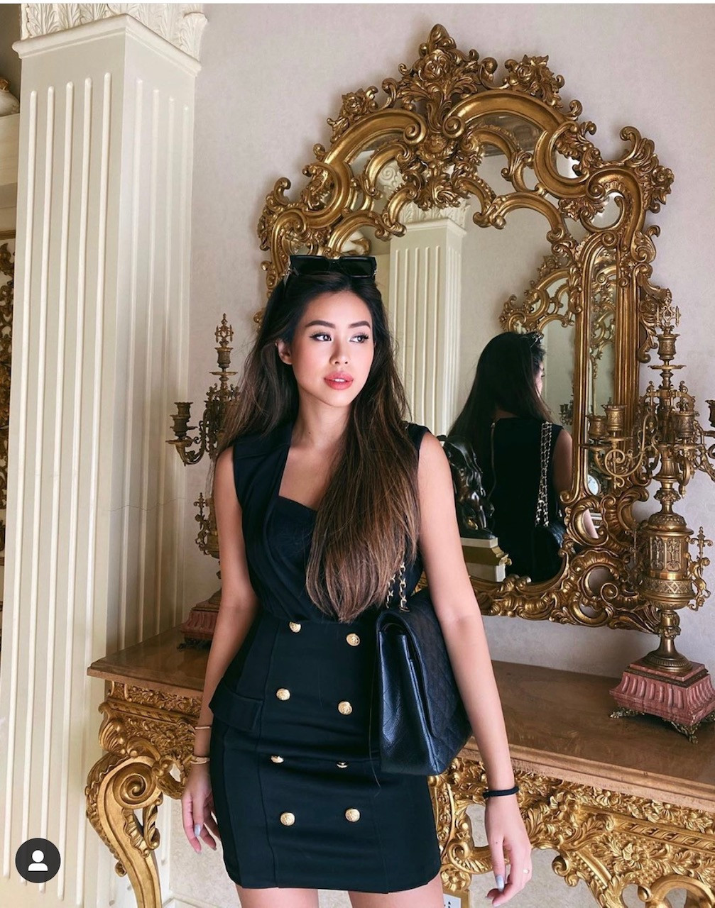 Không chỉ là “rich kid” mê hàng hiệu, Tiên Nguyễn còn tích cực làm từ thiện ảnh 11