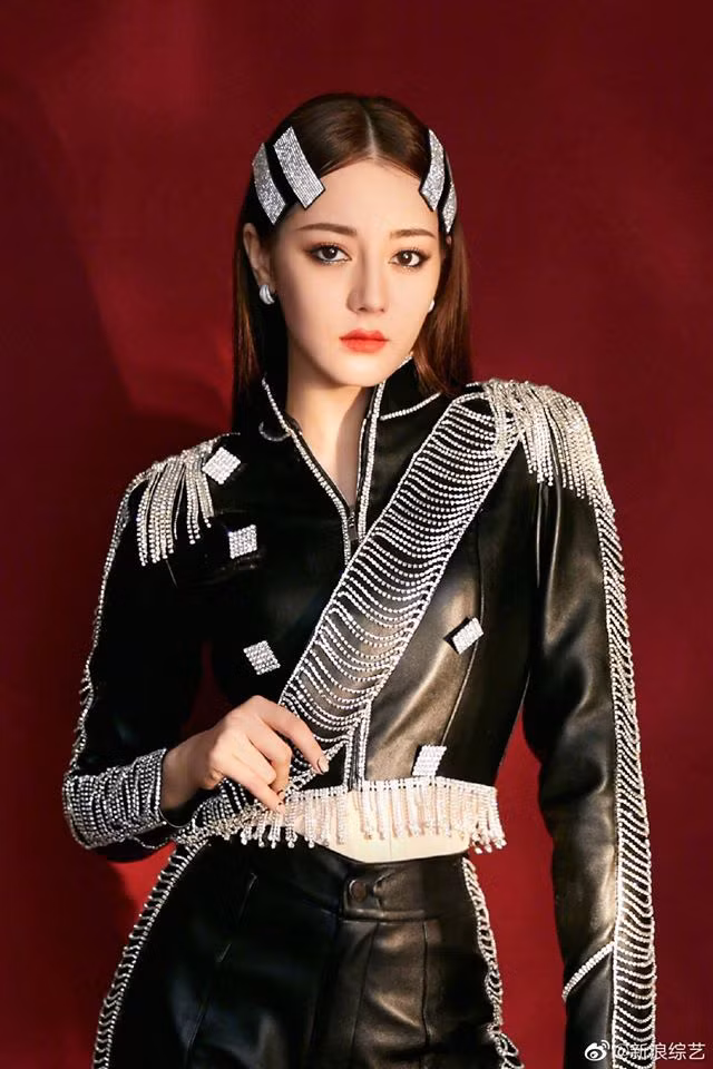 “Cú sốc” làng giải trí: Mỹ nhân kiếm được chục tỷ đồng chỉ trong một giờ xuất hiện sự kiện ảnh 7