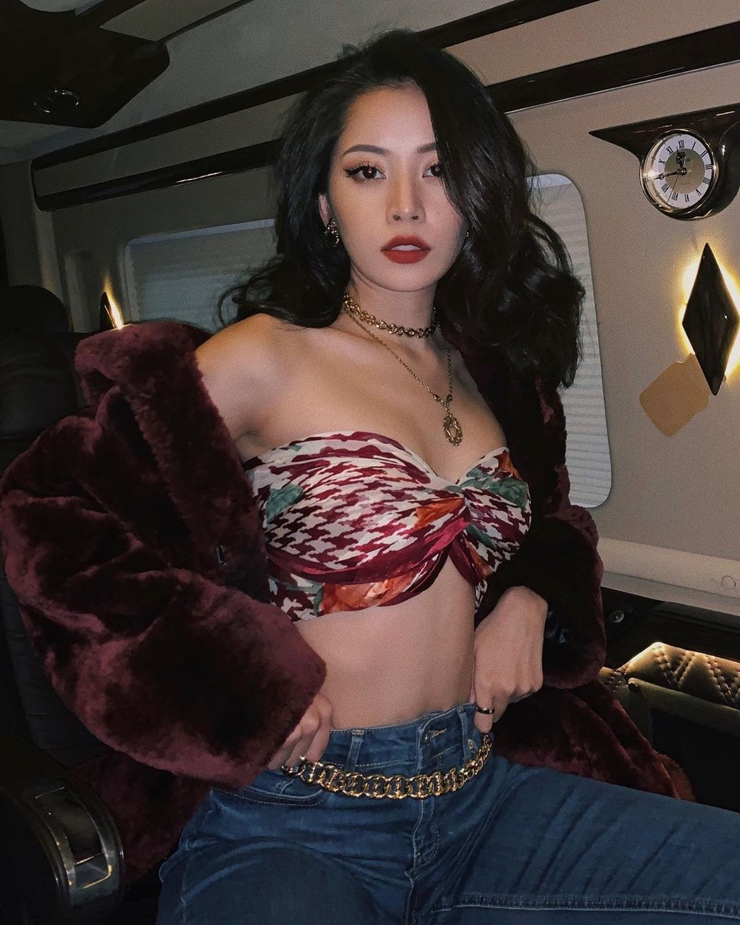 Chi Pu hút hồn fan với loạt ảnh vòng 1 nóng bỏng ảnh 4