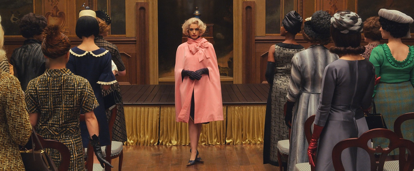 Đóng phim nào cũng tạo xu hướng thời trang, Anne Hathaway quả đúng là “nữ hoàng mặc đẹp” ảnh 9