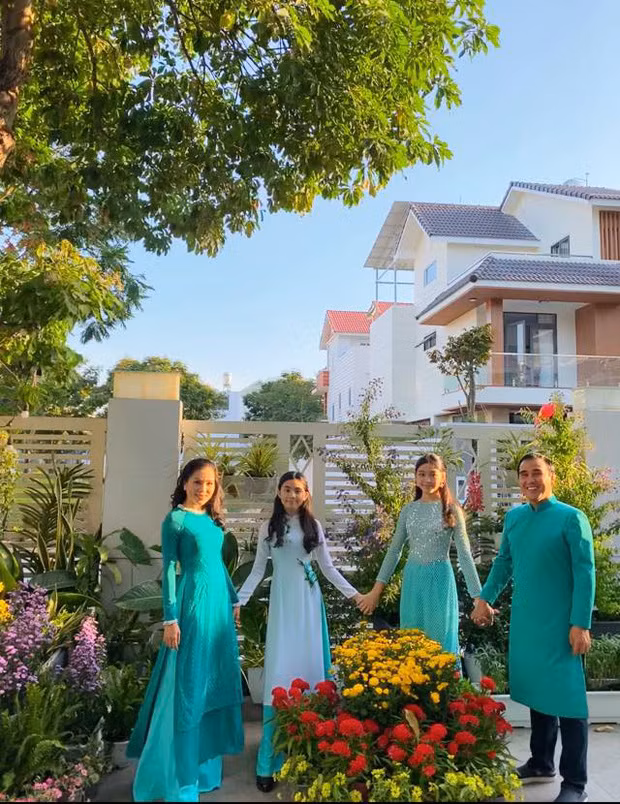 Mới 14 tuổi, con gái Quyền Linh xinh đẹp tới mức được xem là “Hoa hậu tương lai” ảnh 6