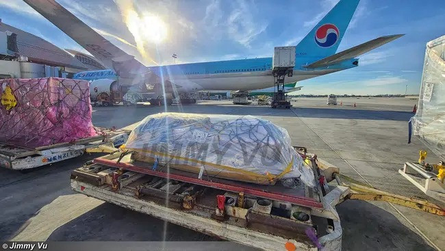 Không phải vợ hay anh trai, đây mới là người duy nhất được đón linh cữu Chí Tài ở Mỹ ảnh 5