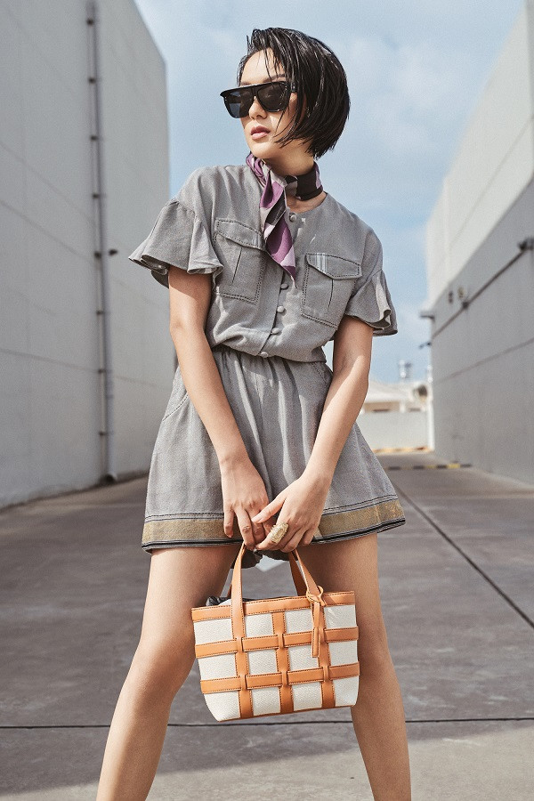 Nữ chính trong MV triệu view của Sơn Tùng đẹp lạ trong khuôn hình mới ảnh 8