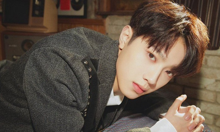 Hút thuốc rồi khạc nhổ bừa bãi, Lai Guan Lin (Wanna One) bị netizen đòi trừng phạt cực gắt ảnh 2