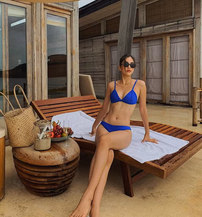 Không thể rời mắt khỏi dàn Hoa hậu khoe ngực đầy, eo thon trong bikini nóng bỏng ảnh 2