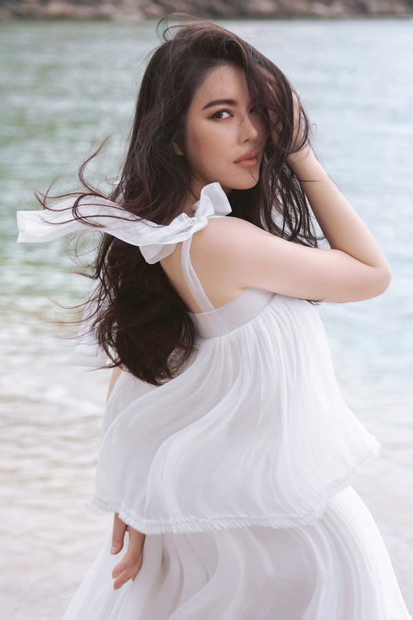 Không thể tin đây là Lý Nhã Kỳ khi trẻ đẹp thon thả như gái đôi mươi ảnh 19