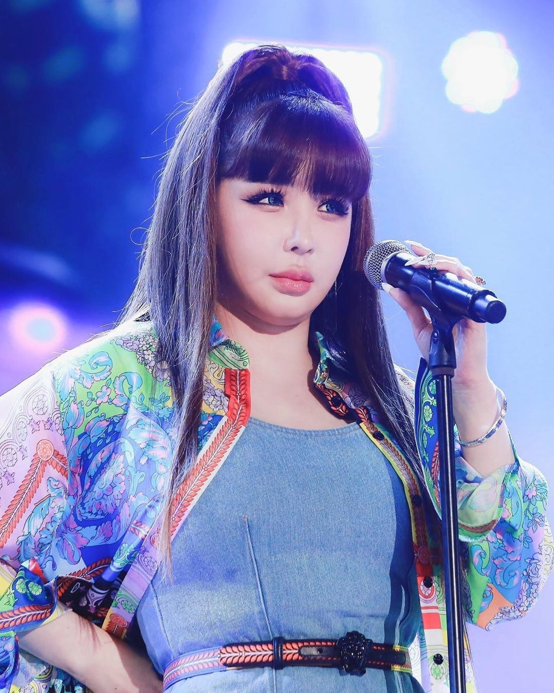 Vì scandal đời tư mà những ngôi sao này đành phải rút khỏi showbiz thời gian dài ảnh 3