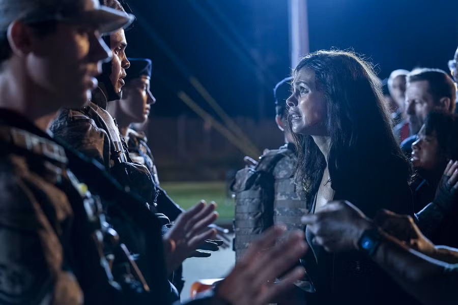 Những bộ phim thảm họa tận thế khiến nhân loại giật mình lo cho tương lai Trái Đất ảnh 14