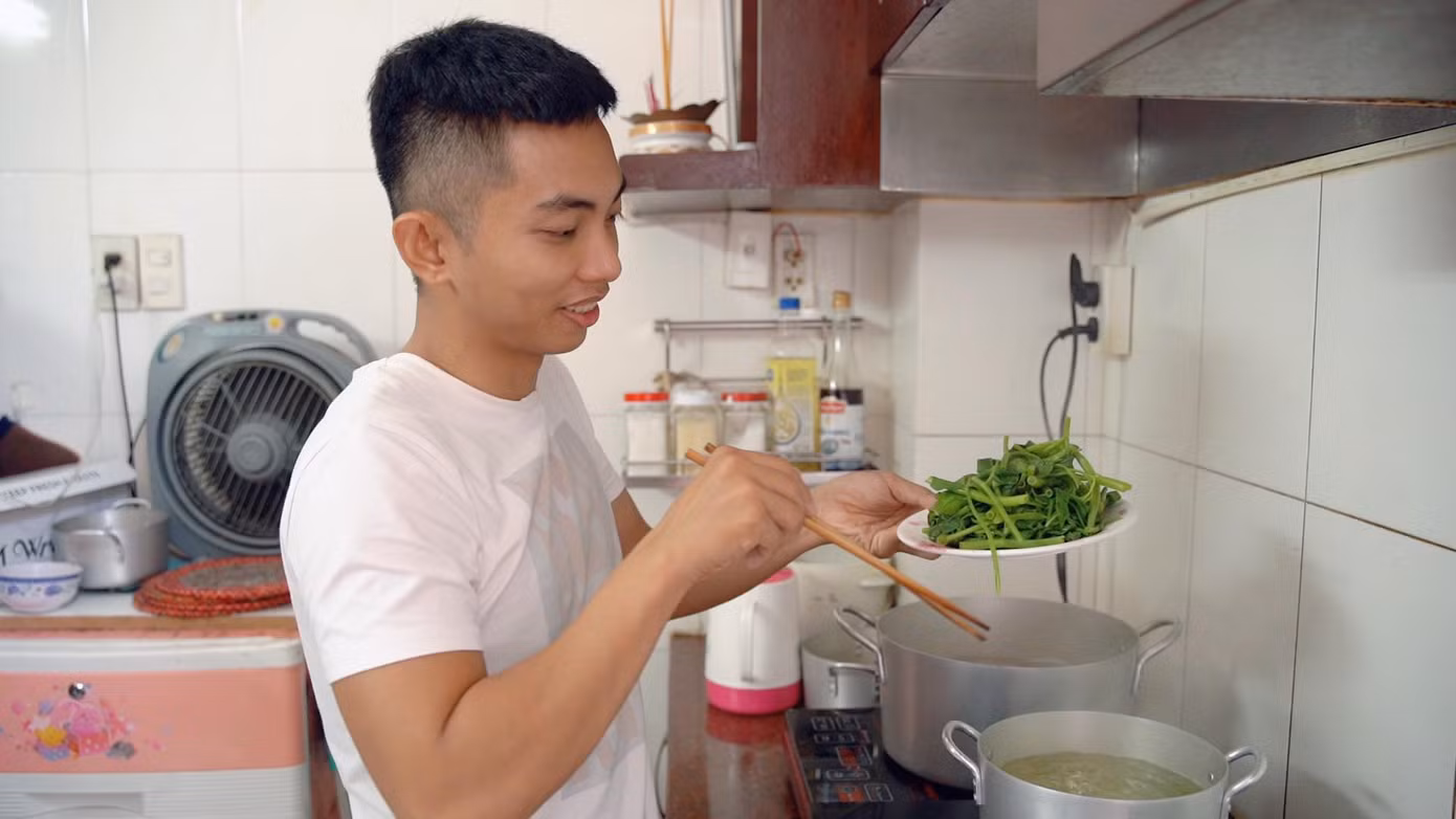 Dù yêu chiều Khánh Thi đến mấy, Phan Hiển vẫn căng thẳng cực độ khi làm điều này cho vợ ảnh 5