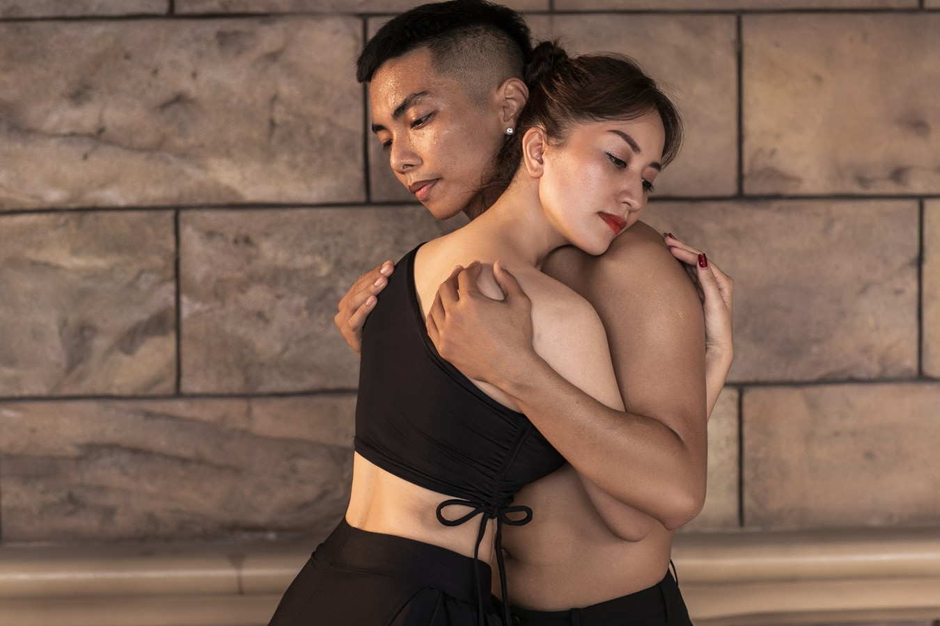 Đang ở đỉnh cao, vì sao Khánh Thi chấp nhận lùi về hậu phương để Phan Hiển tỏa sáng? ảnh 11