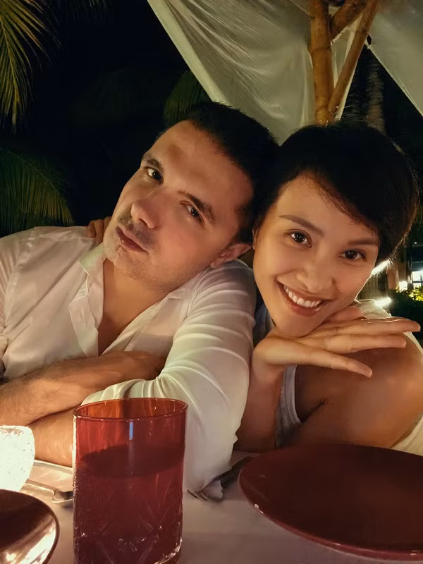 Kỷ niệm một năm ngày cưới, Phương Mai được chồng tặng cho món quà đắt giá ảnh 3