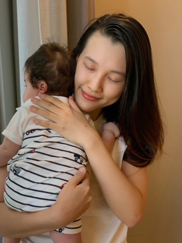 Gia đình nhỏ của Hoàng Oanh sắp được đoàn tụ sau nhiều tháng xa cách vì dịch COVID-19 ảnh 7