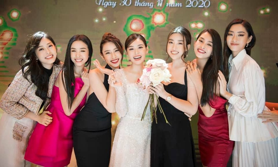 Tiểu Vy có ý gì đây, khi bắt được hoa cưới của Tường San nhưng lại trao cho Mỹ Linh? ảnh 6