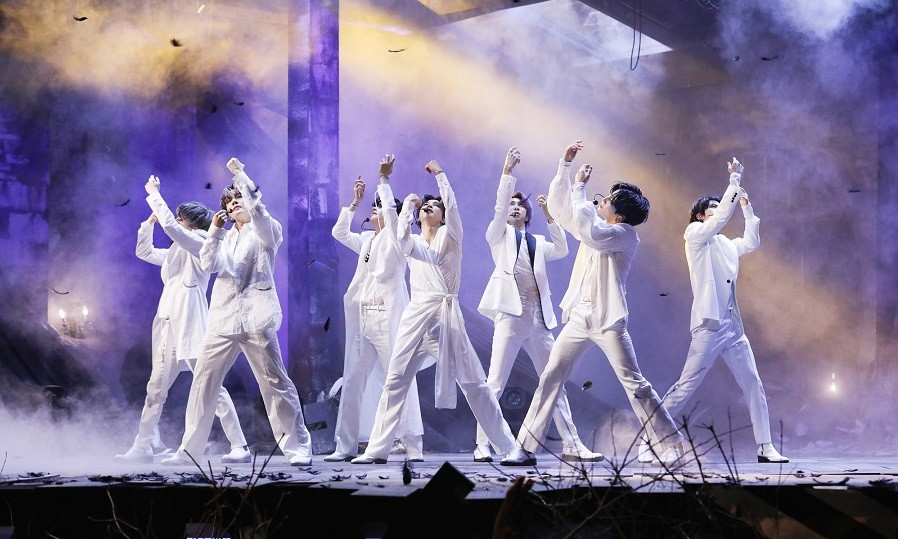 Vừa tung ca khúc mới, BTS vừa oanh tạc phòng vé với phim “Break the Silence: The Movie” ảnh 3