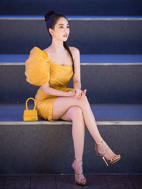 Sao Việt chi cả chục triệu đồng mua túi tí hon chỉ đựng vừa... không khí ảnh 7