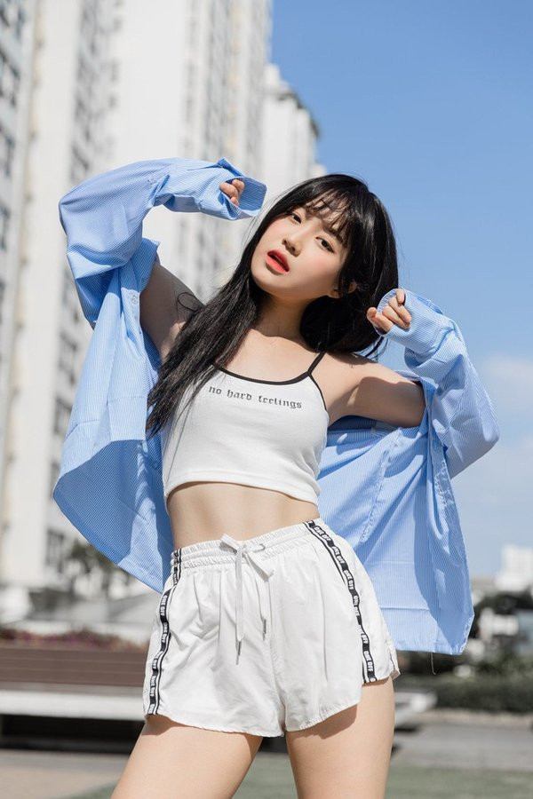 Không thể ngờ kỷ lục vòng eo 56 của Ngọc Trinh đã bị cô gái này phá vỡ ảnh 5