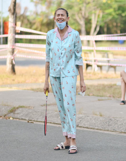 Ngắm sao Việt mặc đồ ngủ trong những ngày ở nhà cách ly xã hội chống COVID-19 ảnh 4