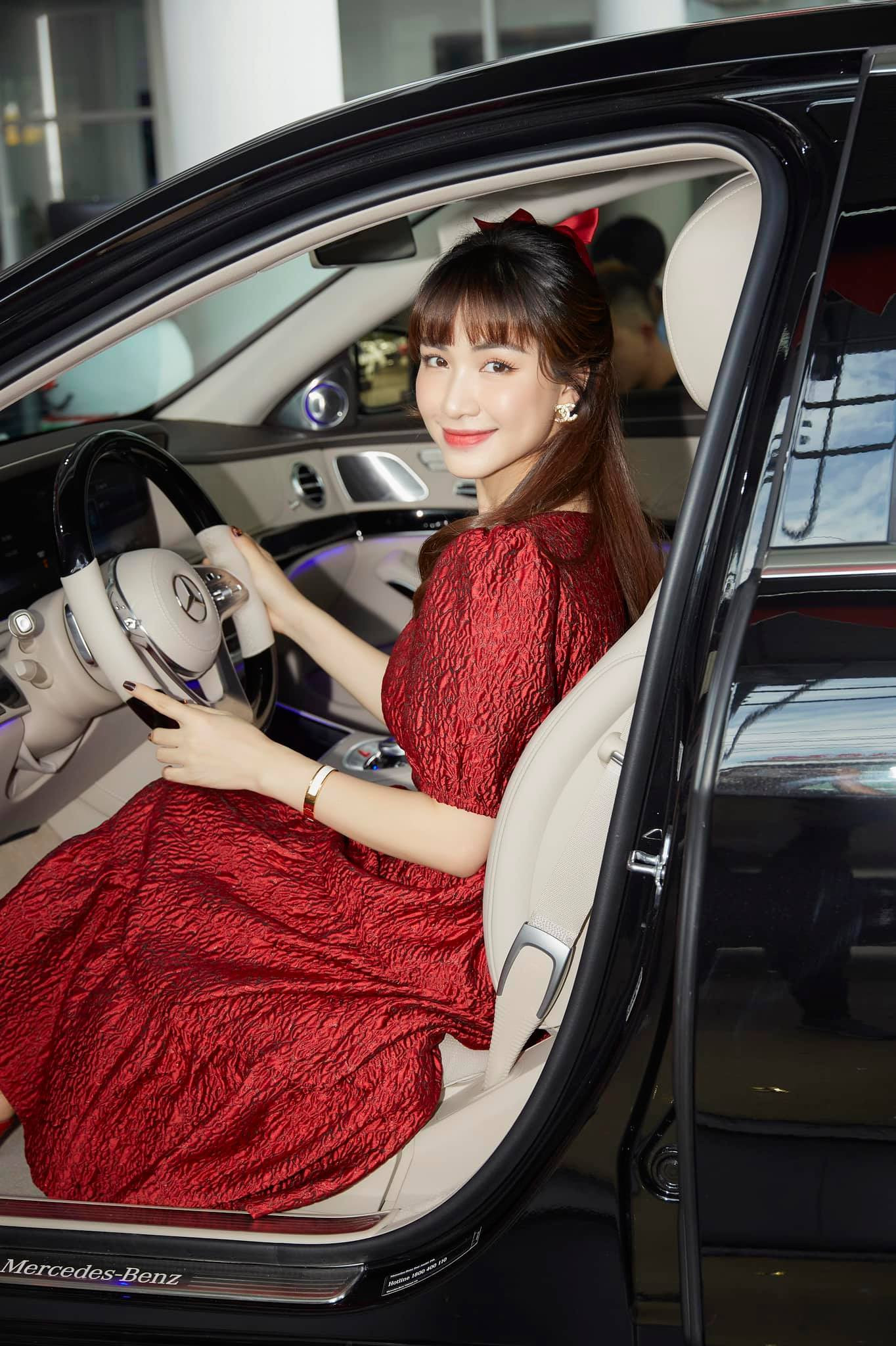 Dù có chồng giàu có, Hòa Minzy vẫn được hội chị em khen ngợi vì quan điểm này ảnh 6