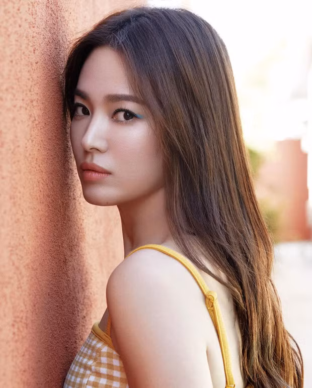 Ngắm bộ ảnh mới của Song Hye Kyo: phụ nữ đẹp nhất khi không thuộc về ai ảnh 6