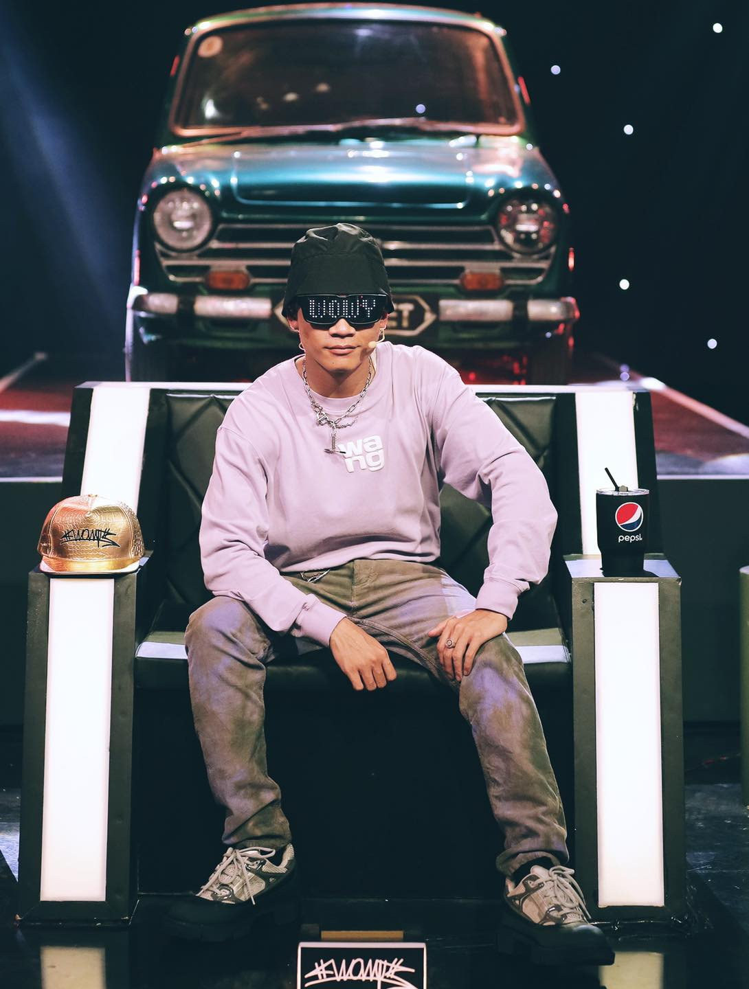 Cầm lái hộ nữ tài xế công nghệ, hành động đơn giản giúp rapper Wowy ghi điểm ảnh 7