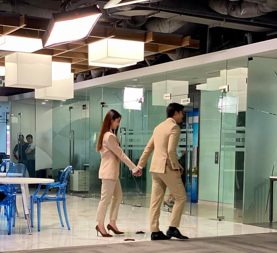 Vì sao Hoàng Linh của “Tình yêu và tham vọng” sắp “bỏ quần diện váy”? ảnh 5