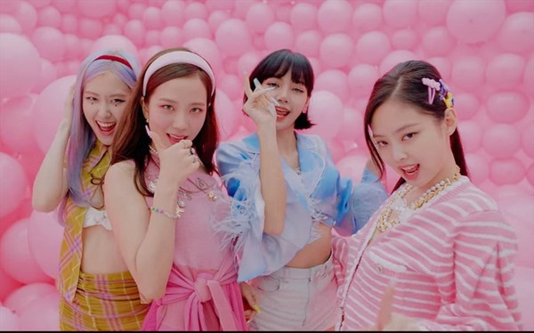 Full album còn chưa ra, fan riêng của BlackPink đã tranh cãi dữ dội và mong nhóm tan rã ảnh 7