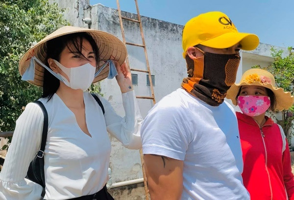 Thủy Tiên đáp trả ra sao khi bị bảo làm từ thiện chỉ để đánh bóng tên tuổi? ảnh 1