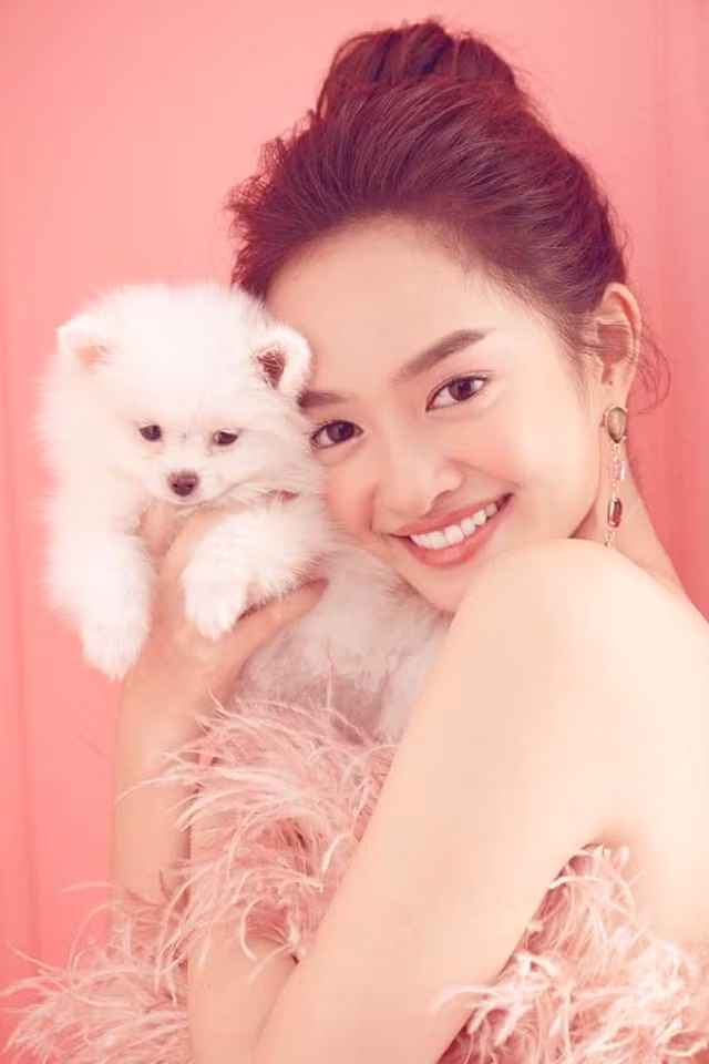 Kaity Nguyễn hủy nhiều lịch trình làm việc để tự ở nhà cách ly đủ 14 ngày ảnh 2