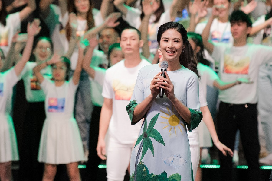 Sau hai tháng kiên trì giảm cân, Ngọc Hân đã đủ tự tin mặc đồ bó khoe vóc dáng thanh mảnh ảnh 5