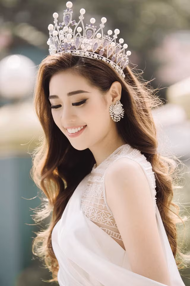 Hoa hậu Khánh Vân giải thích gì về câu “Sau một đêm, mình có nhà mới, xe mới”? ảnh 3