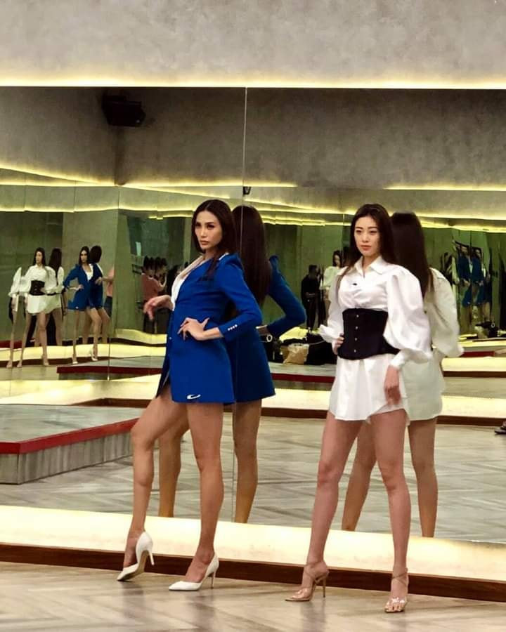 Dù cuộc thi Hoa hậu Hoàn vũ 2020 bị hoãn, Khánh Vân vẫn miệt mài tập luyện ảnh 2