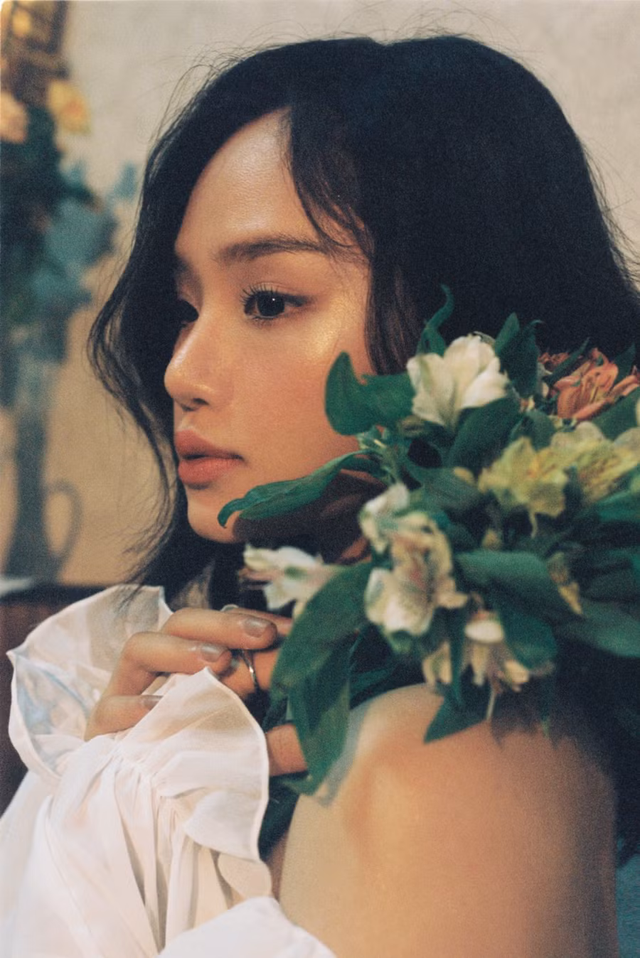 Tạm biệt hình ảnh tomboy, Miu Lê hóa nàng thơ mơ màng khiến bao người ngẩn ngơ ảnh 2