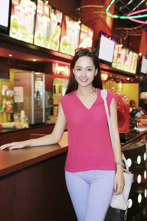 Sau nhiều lần bị nhắc “hớ hênh”, Mai Phương Thúy vẫn không "chia tay" kiểu quần nhạy cảm ảnh 5